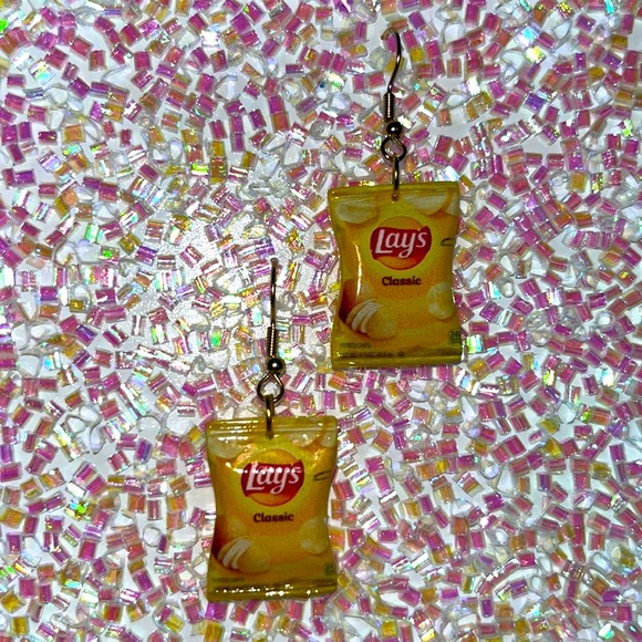 Potato Chip Dangle Earrings - Picture 16 of 17